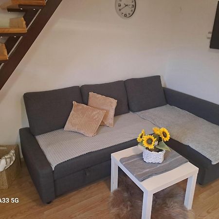 Green Sky House Mostec Εξωτερικό φωτογραφία