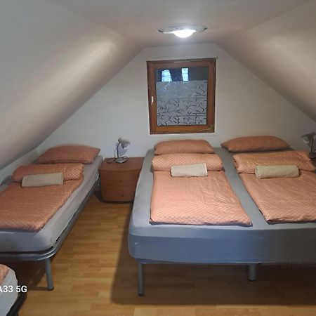 Green Sky House Mostec Εξωτερικό φωτογραφία