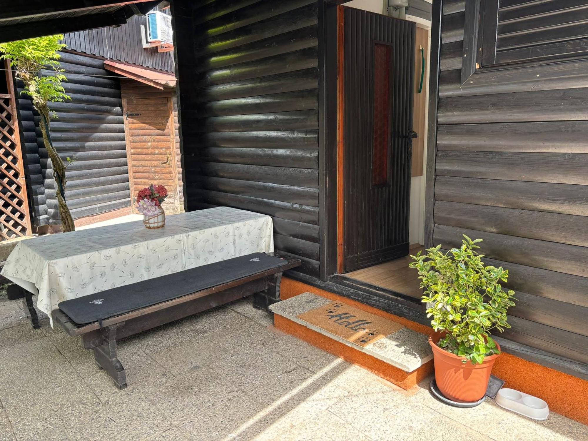 Green Sky House Mostec Εξωτερικό φωτογραφία