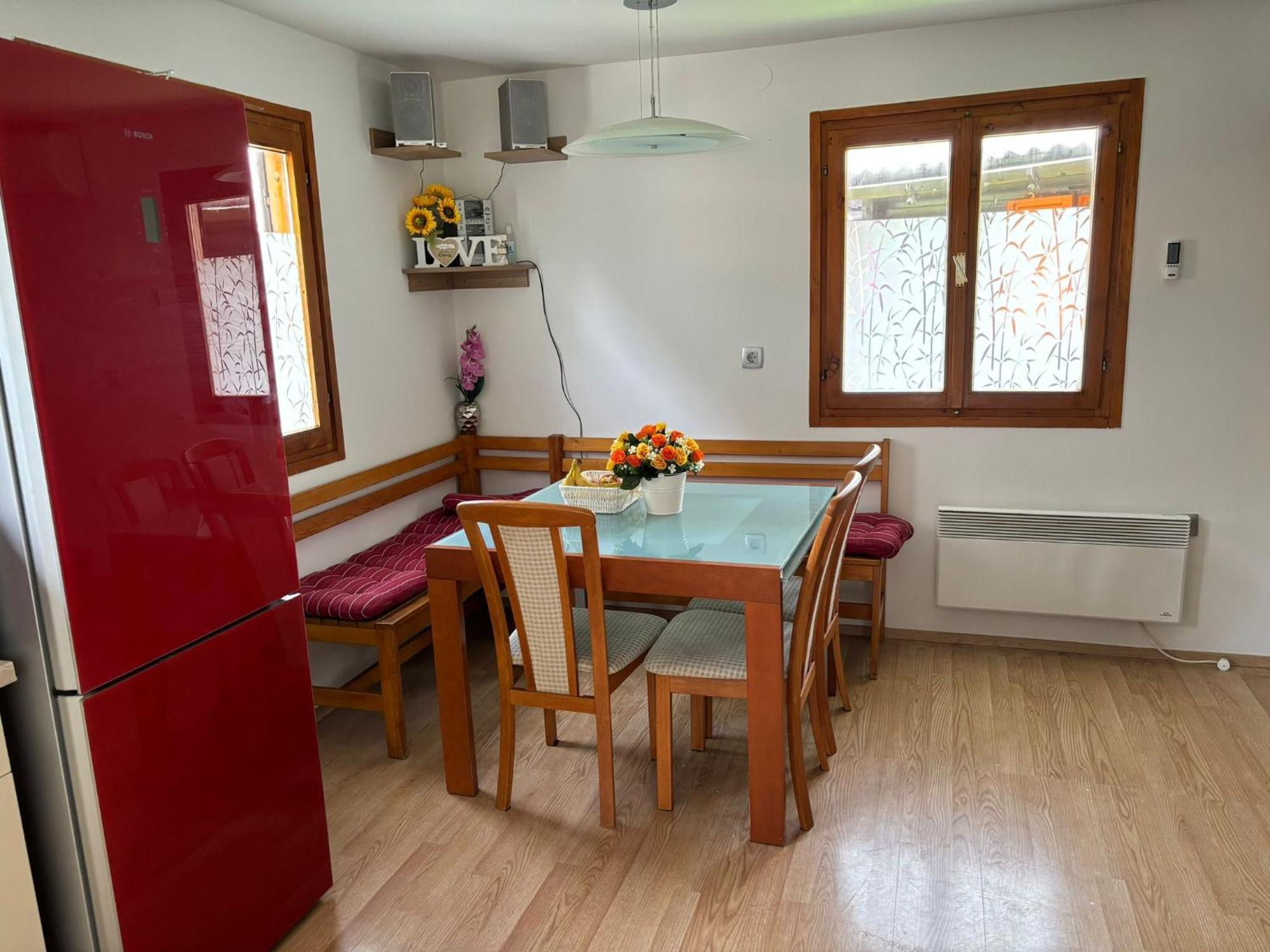 Green Sky House Mostec Εξωτερικό φωτογραφία